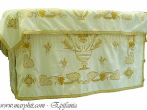 coatings , white , church, embroidery, velvet , cross, tablecloth, tablecloth altar , clothing, goblet , gleaning grapes